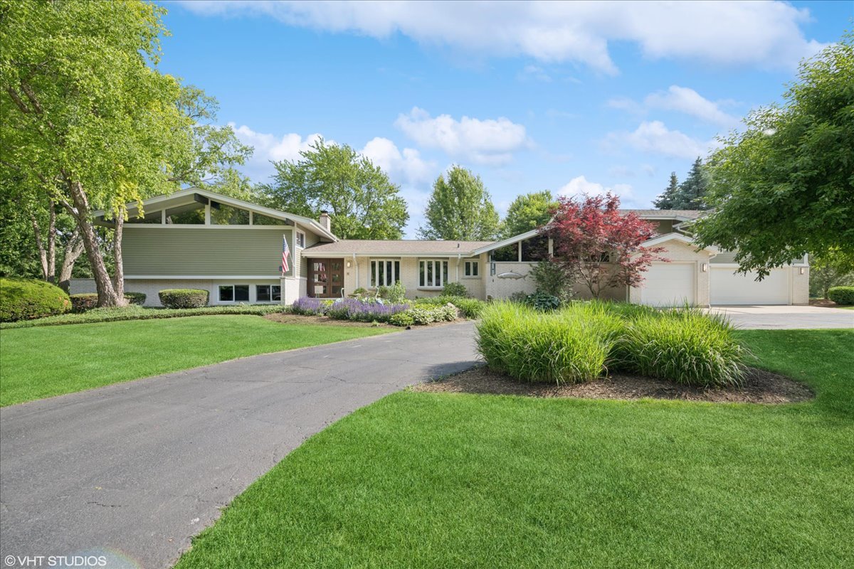 16 Lagoon Drive
