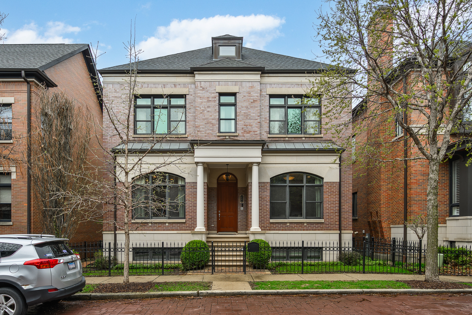 2664 Hartland Court