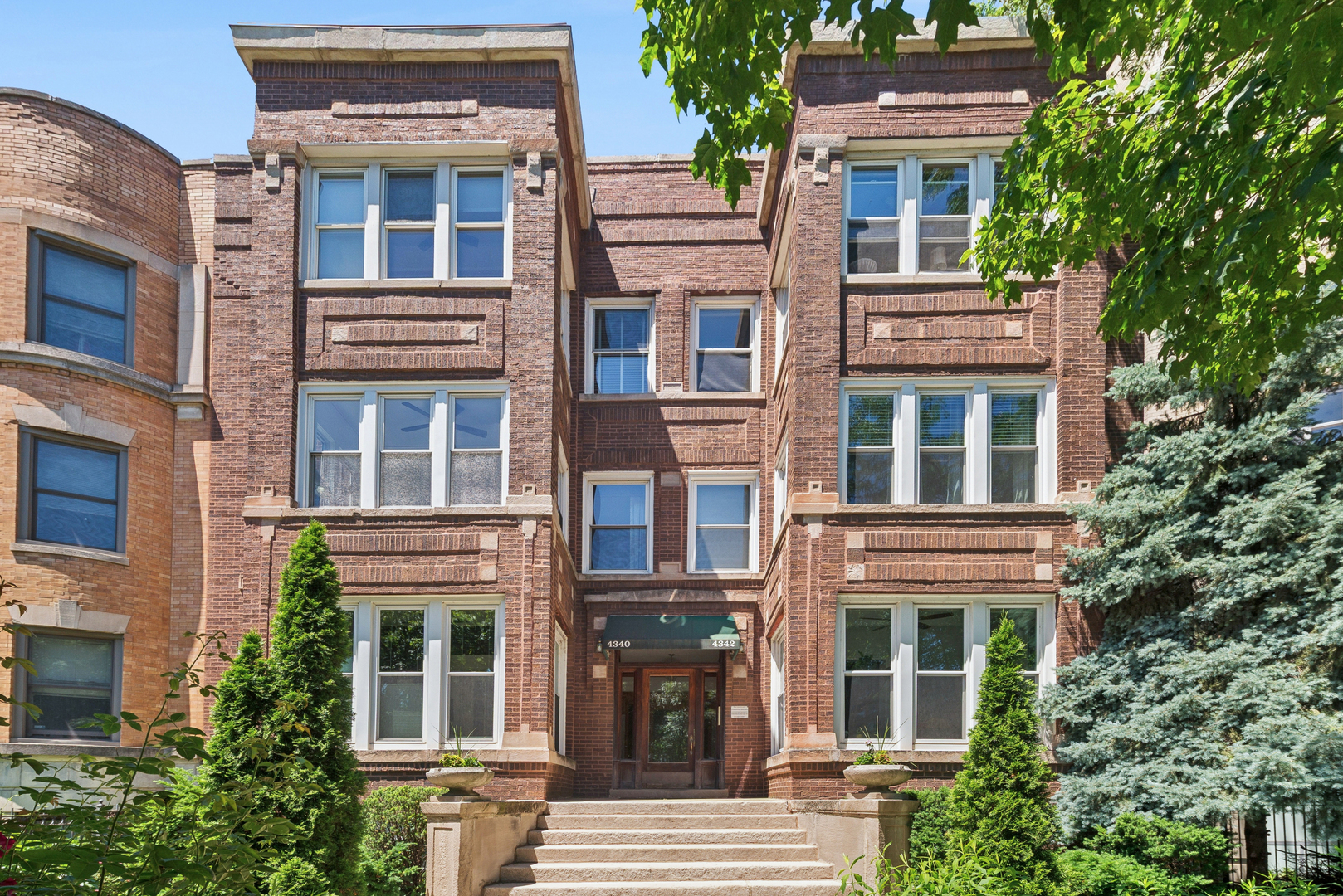 4340 Sheridan Road