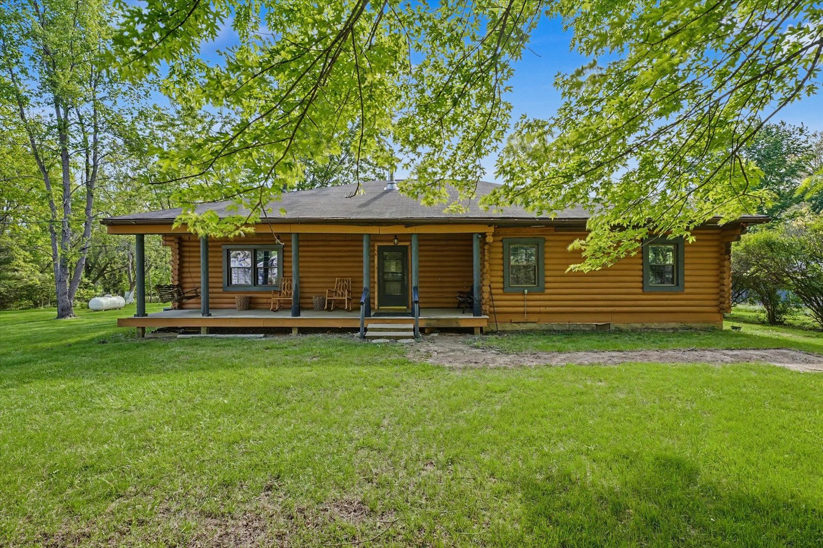 2431 1450 East Road