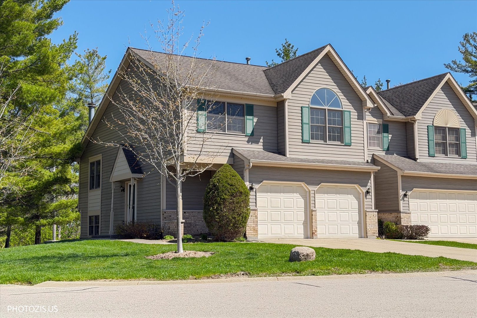 102 River Bluff Court