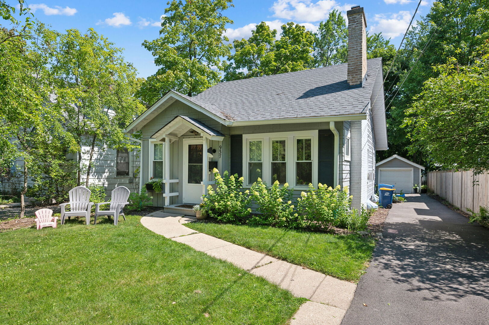 937 Pleasant Avenue