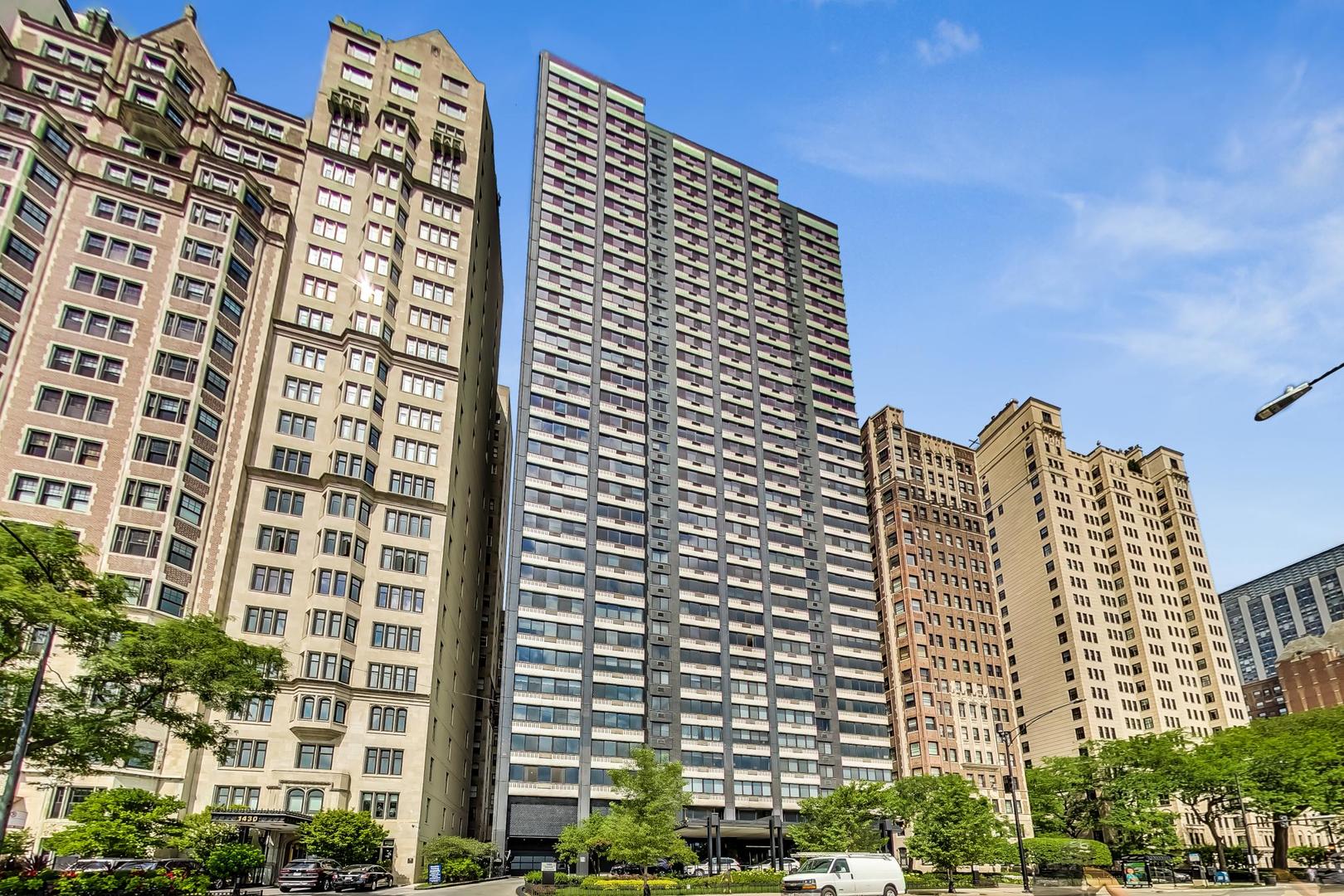 1440 LAKE SHORE Drive