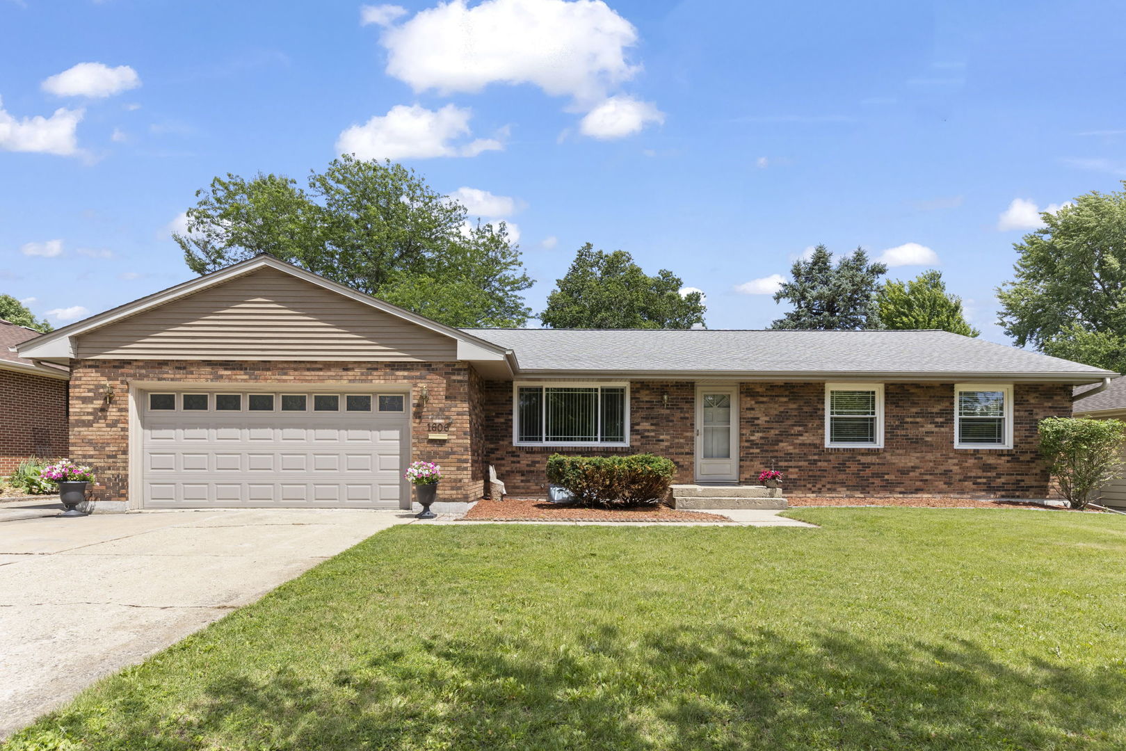 1606 Carlisle Lane