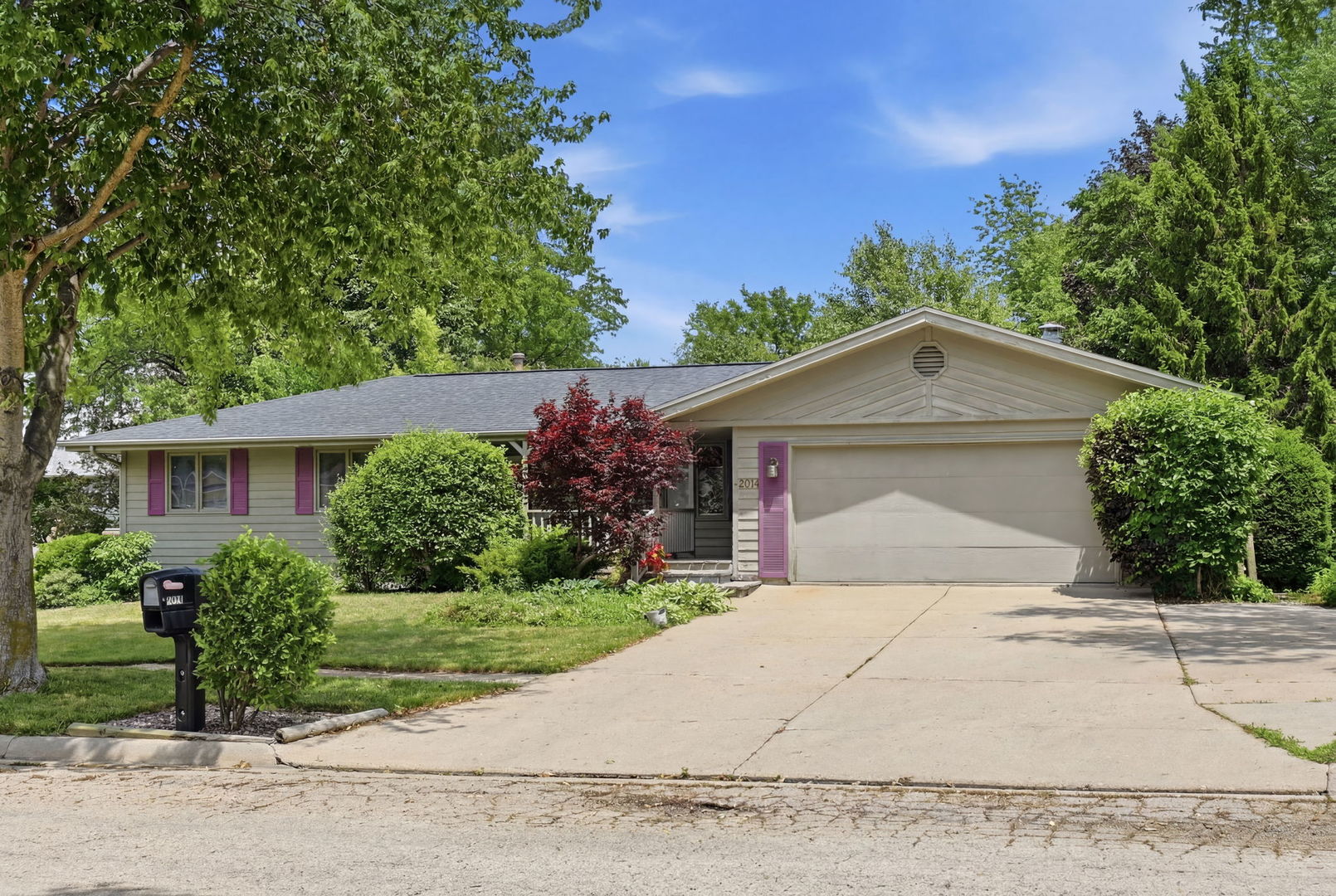 2014 Cimarron Drive