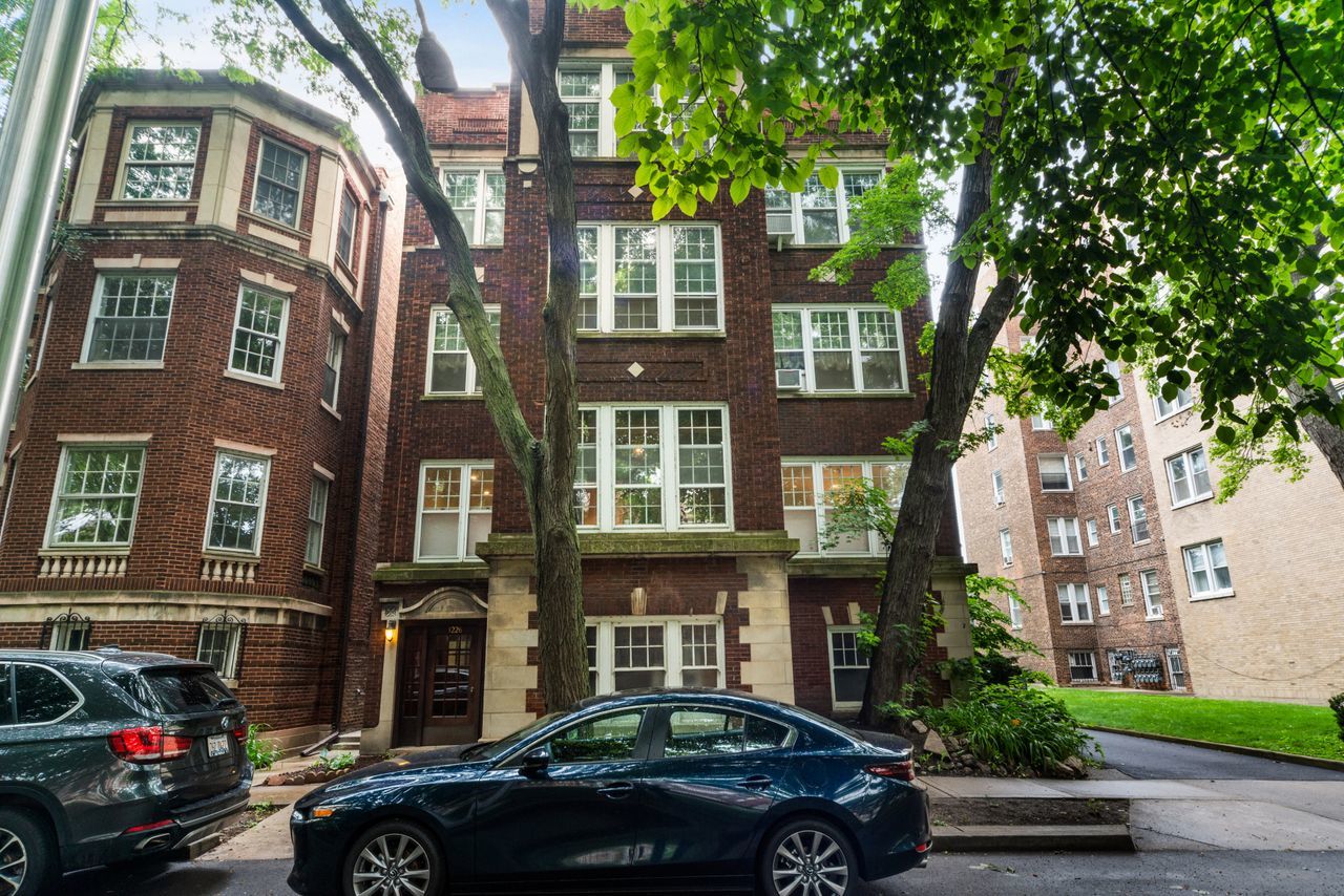 1226 Madison Park