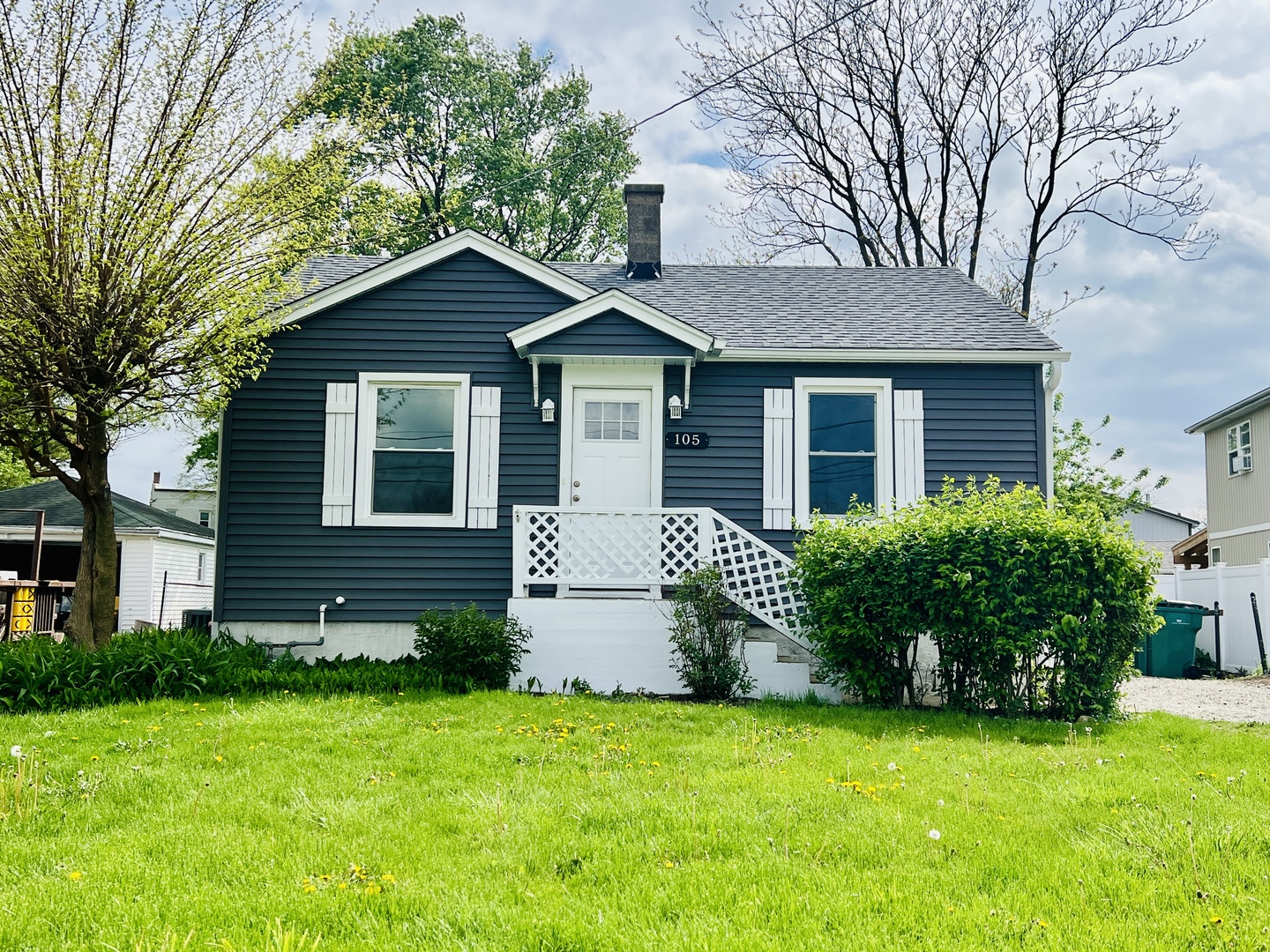 105 Prairie Avenue
