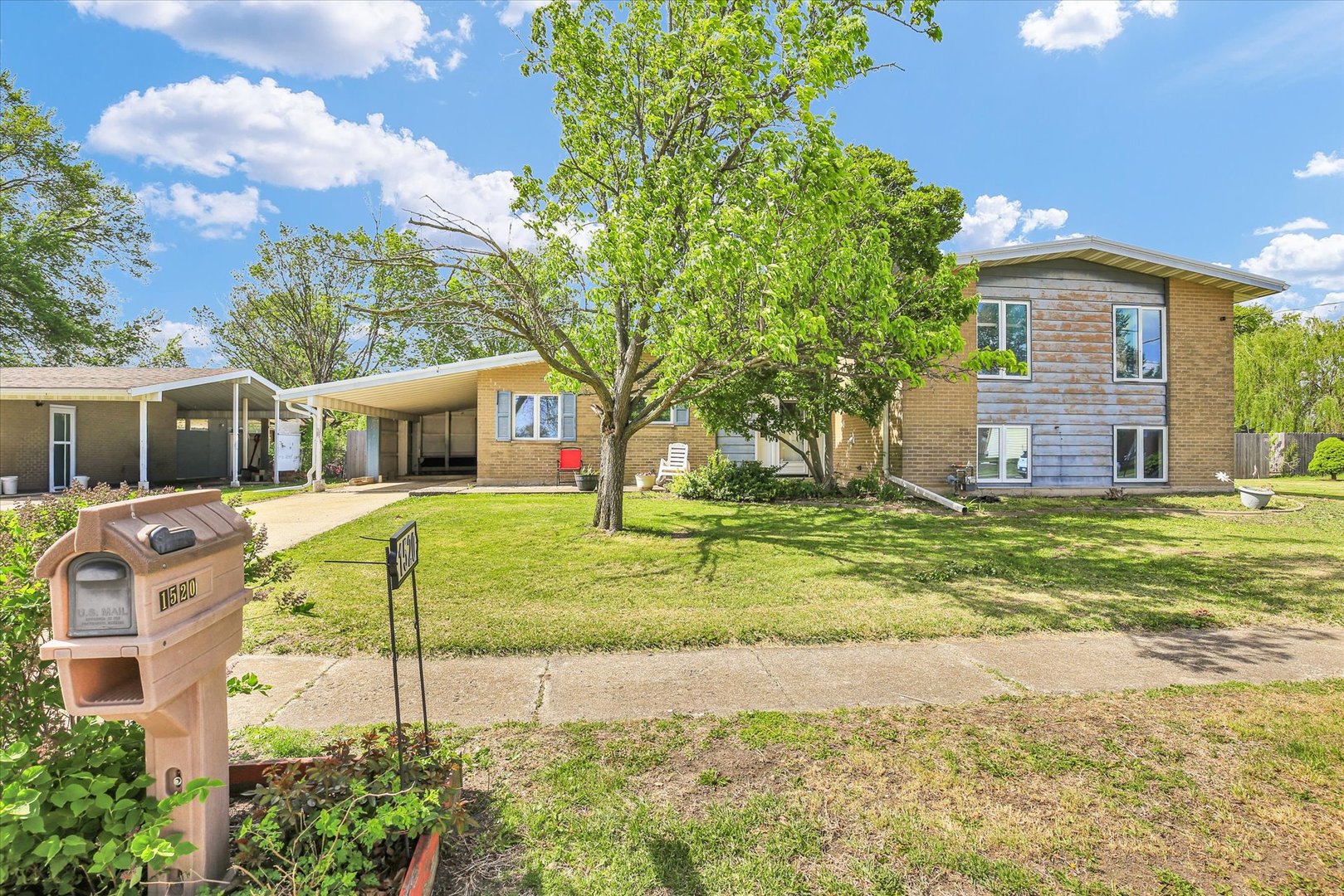 1520 Pointe Drive