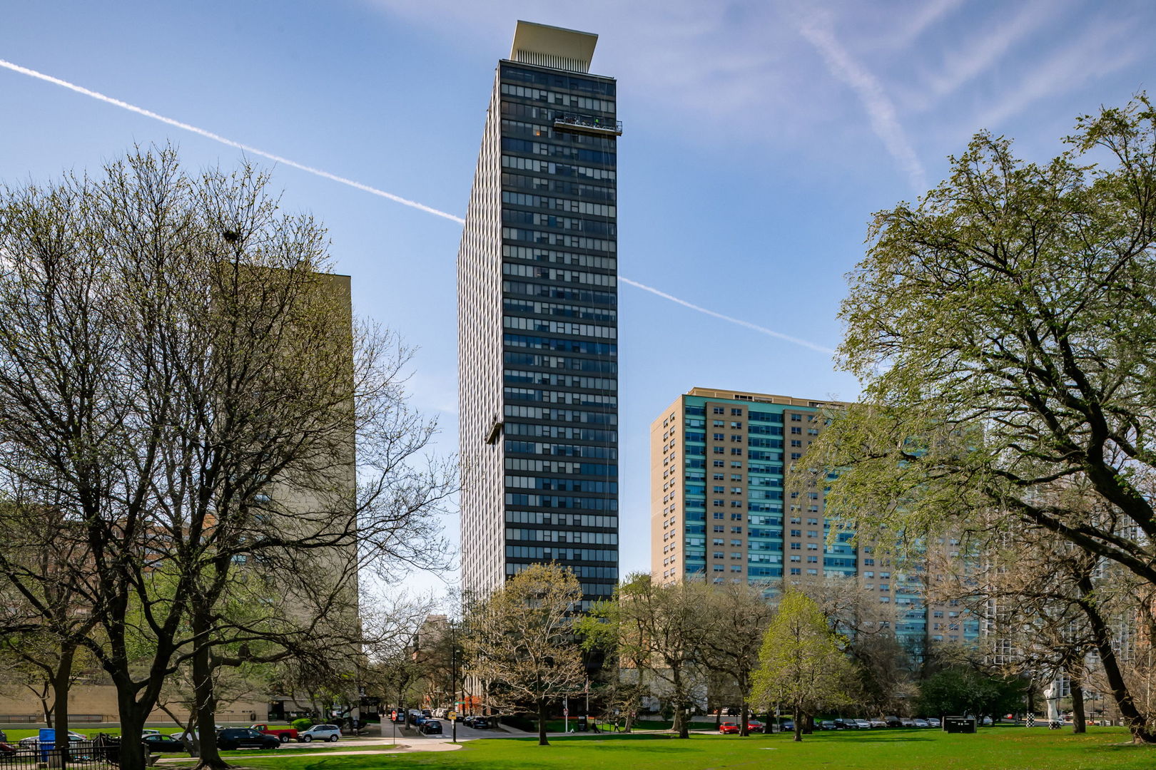 3150 Lake Shore Drive