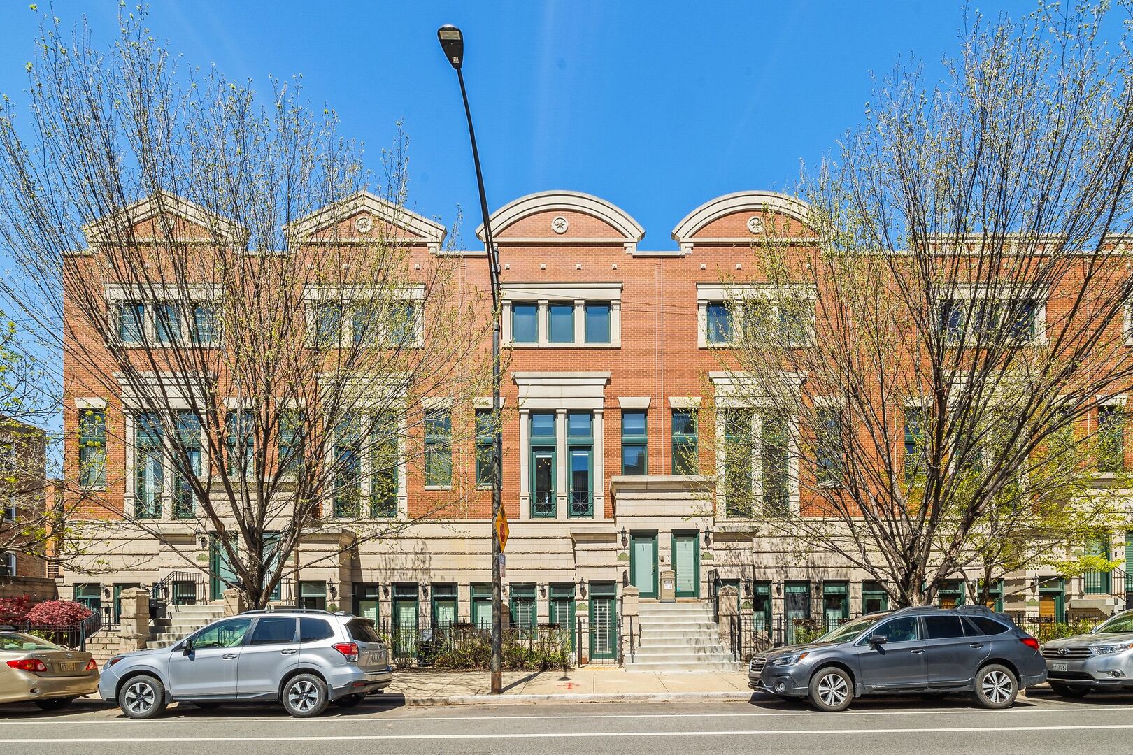 434 ARMITAGE Avenue