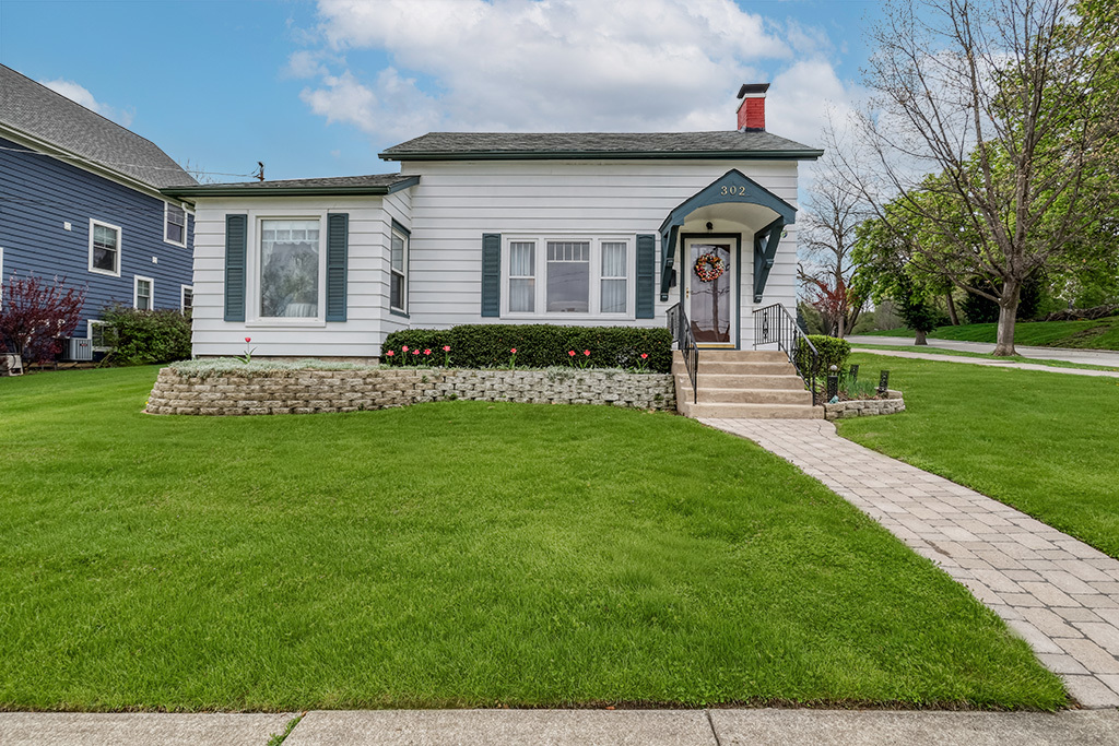 302 Division Street