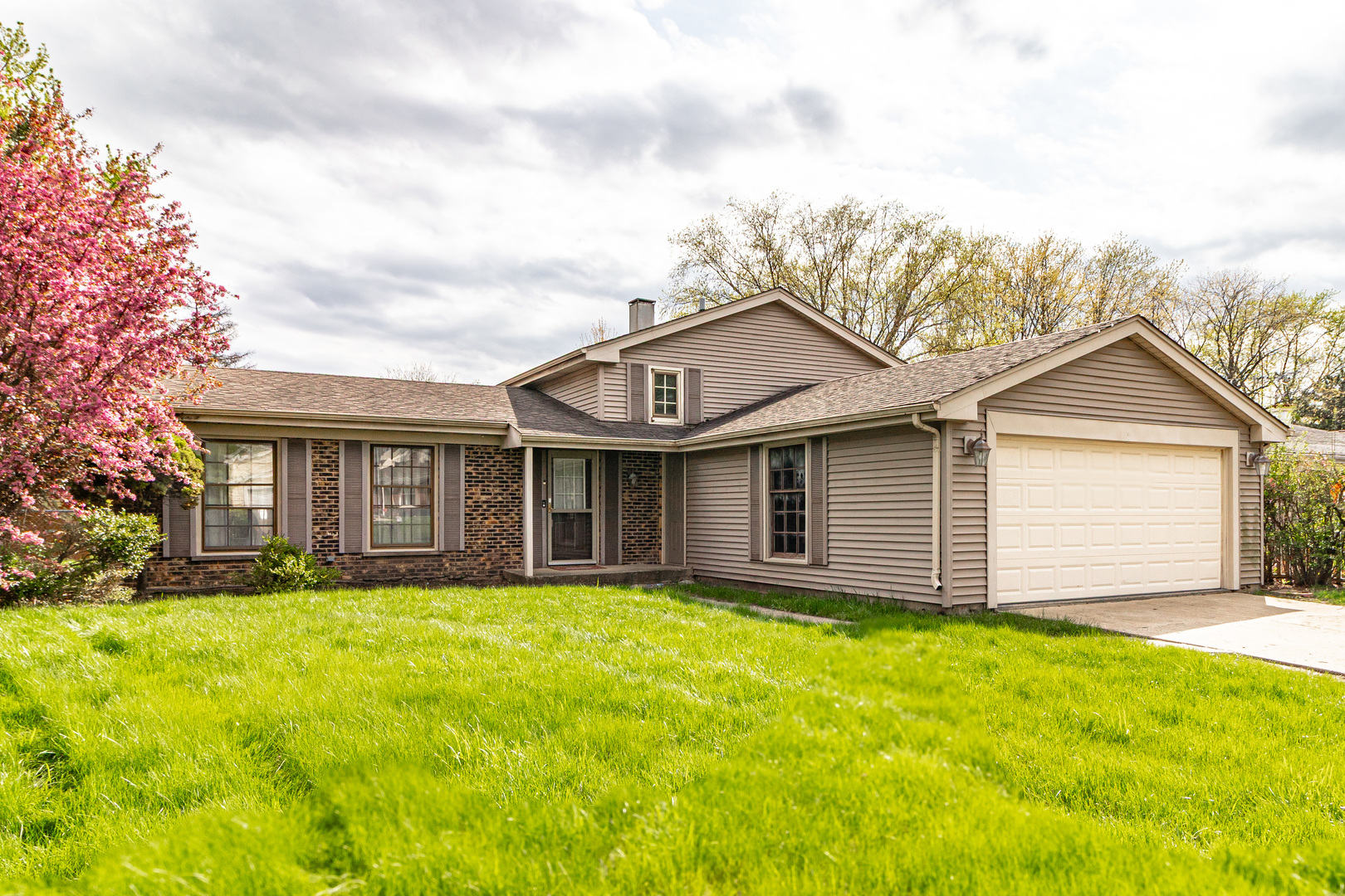 809 Thornton Lane