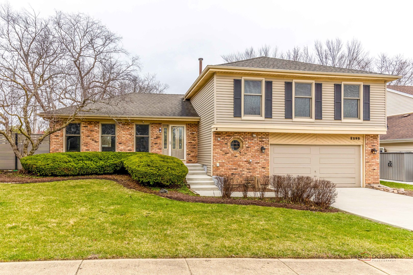 5195 Castaway Lane
