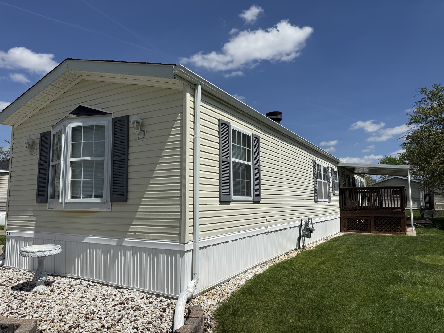 69 MEADOWLARK Lane