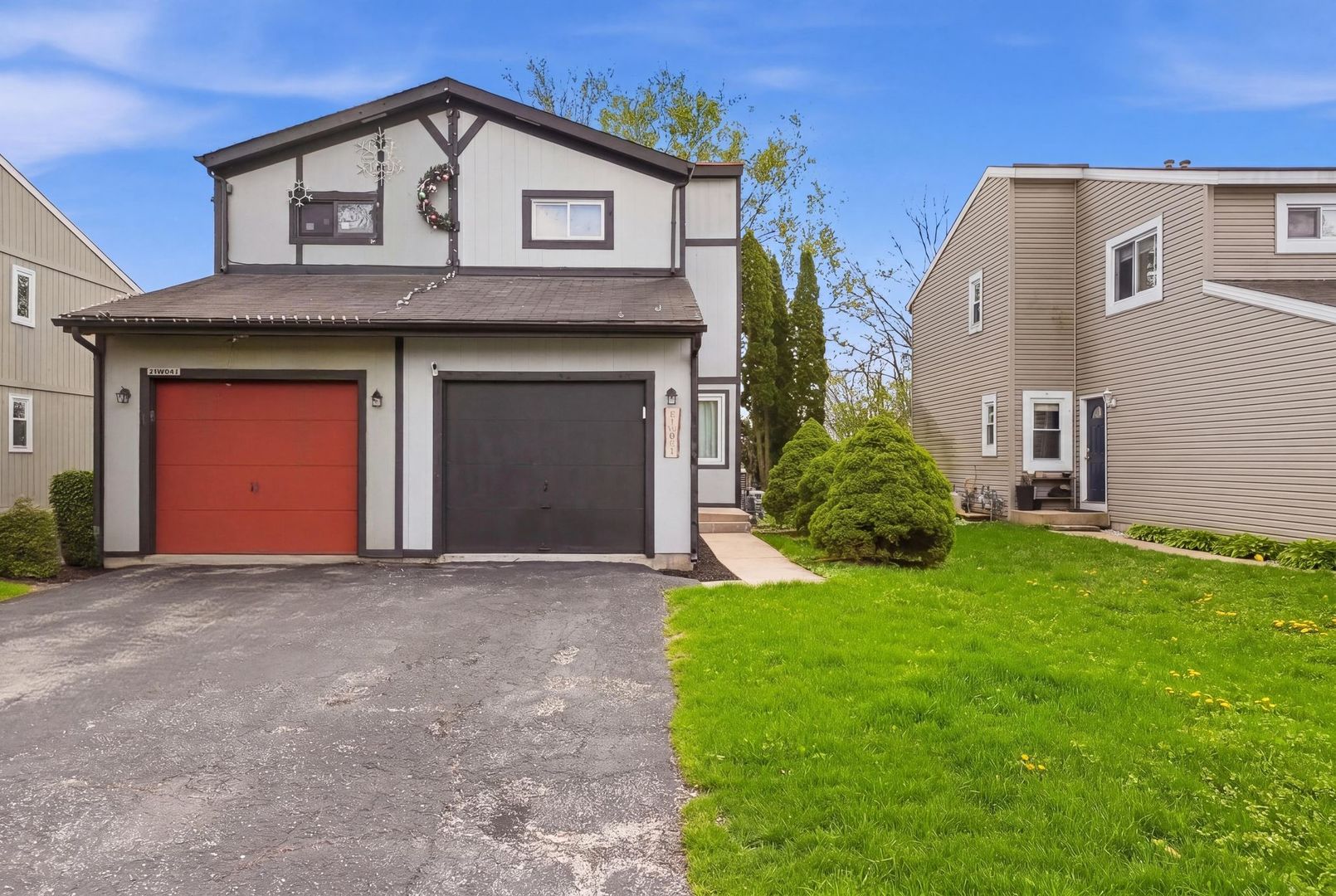 27W051 Cooley Avenue