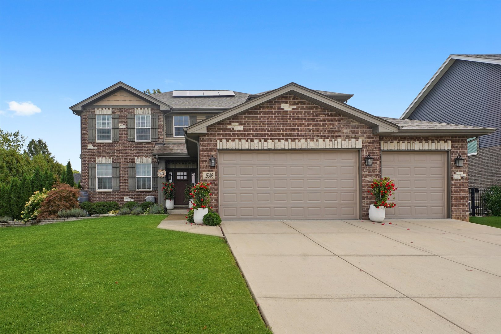 15303 Oak Run Court