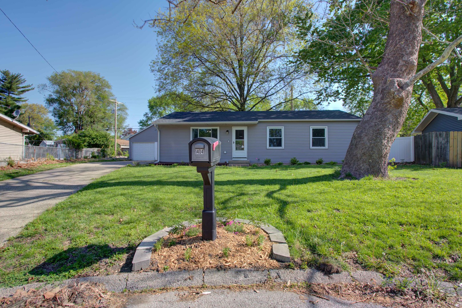 1404 Briarwood Drive
