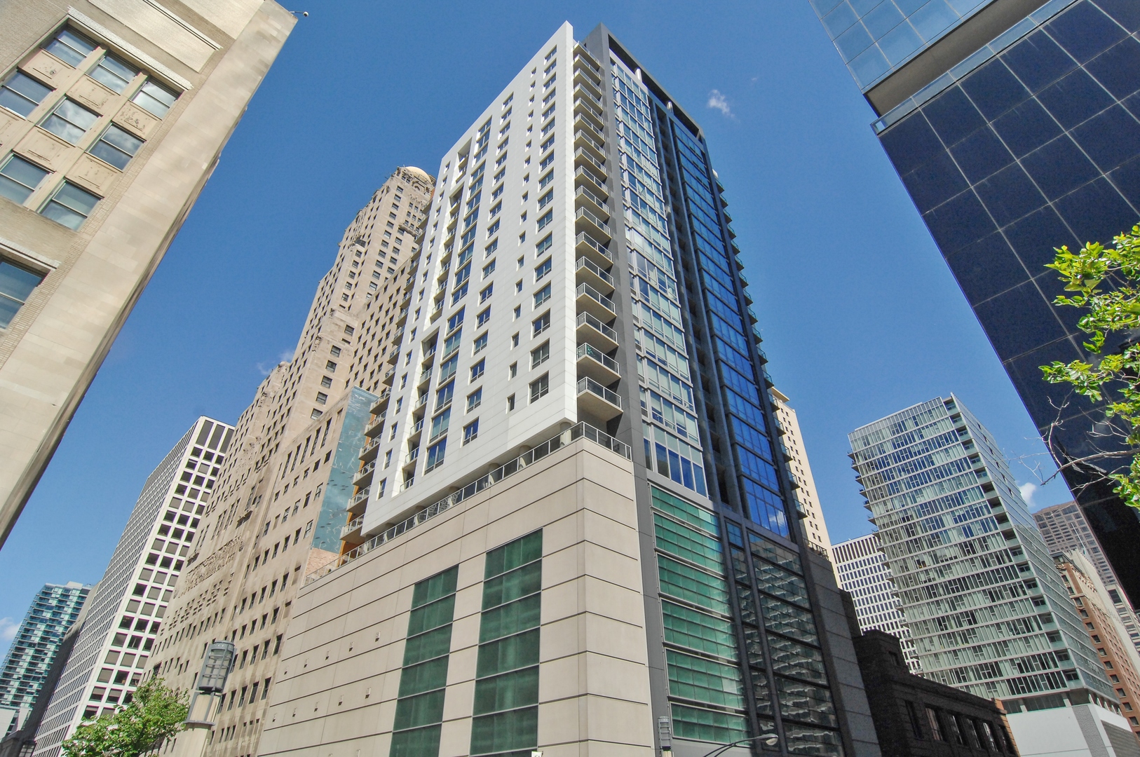 160 Illinois Street