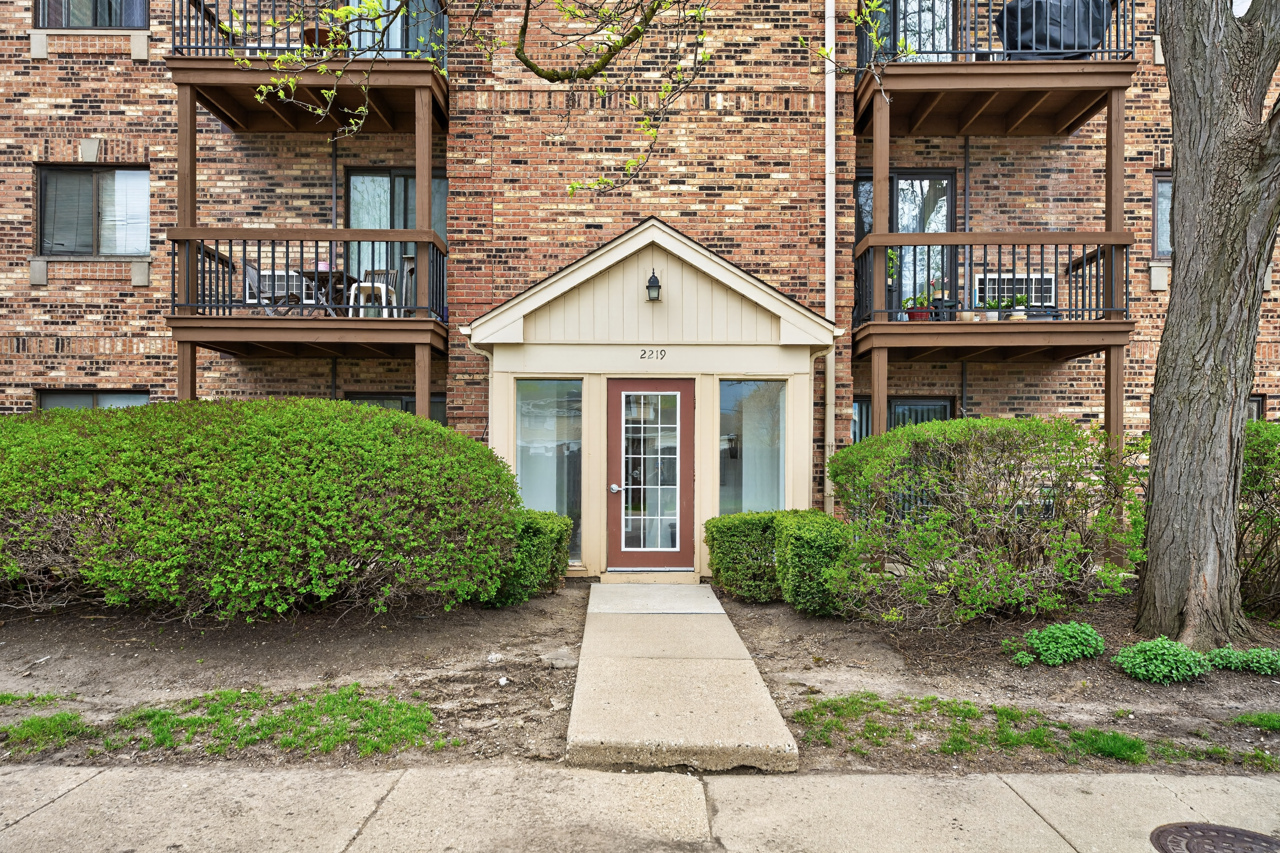 2219 NICHOLS Road