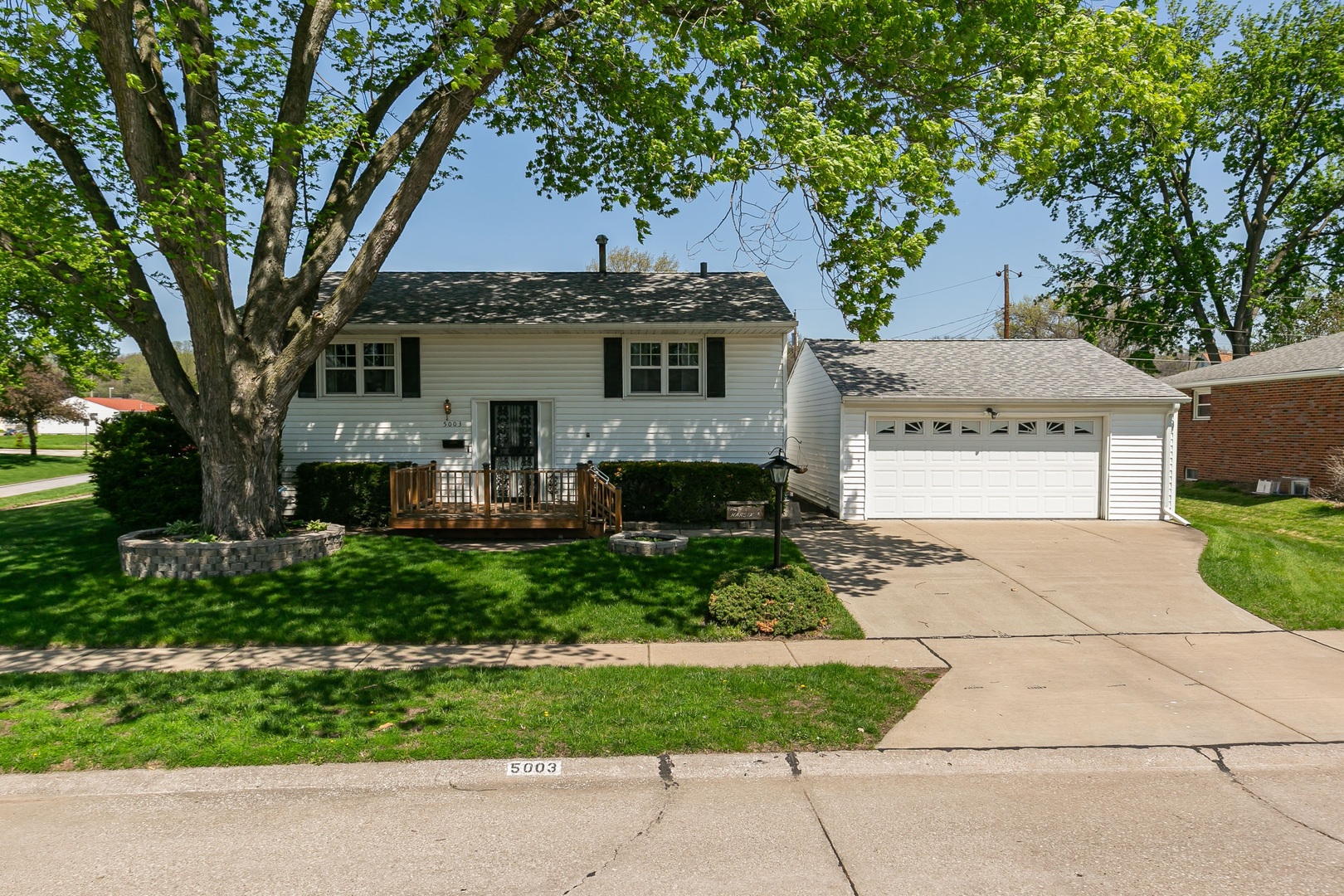 5003 45th Avenue Court