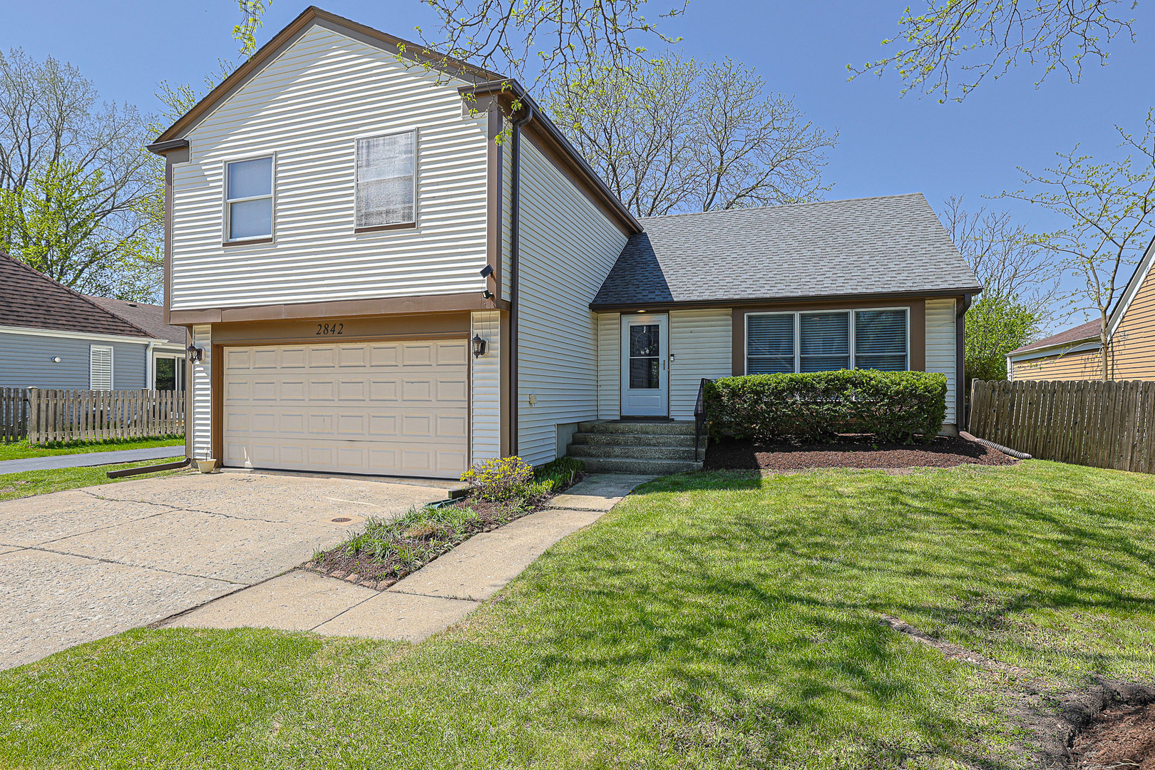 2842 GARDEN Drive