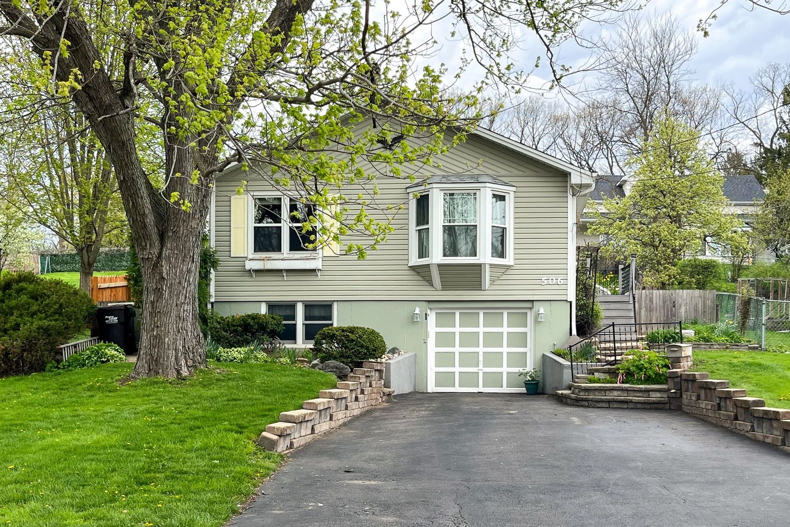506 Park Court
