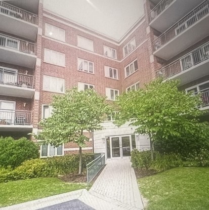 5255 Riversedge Terrace