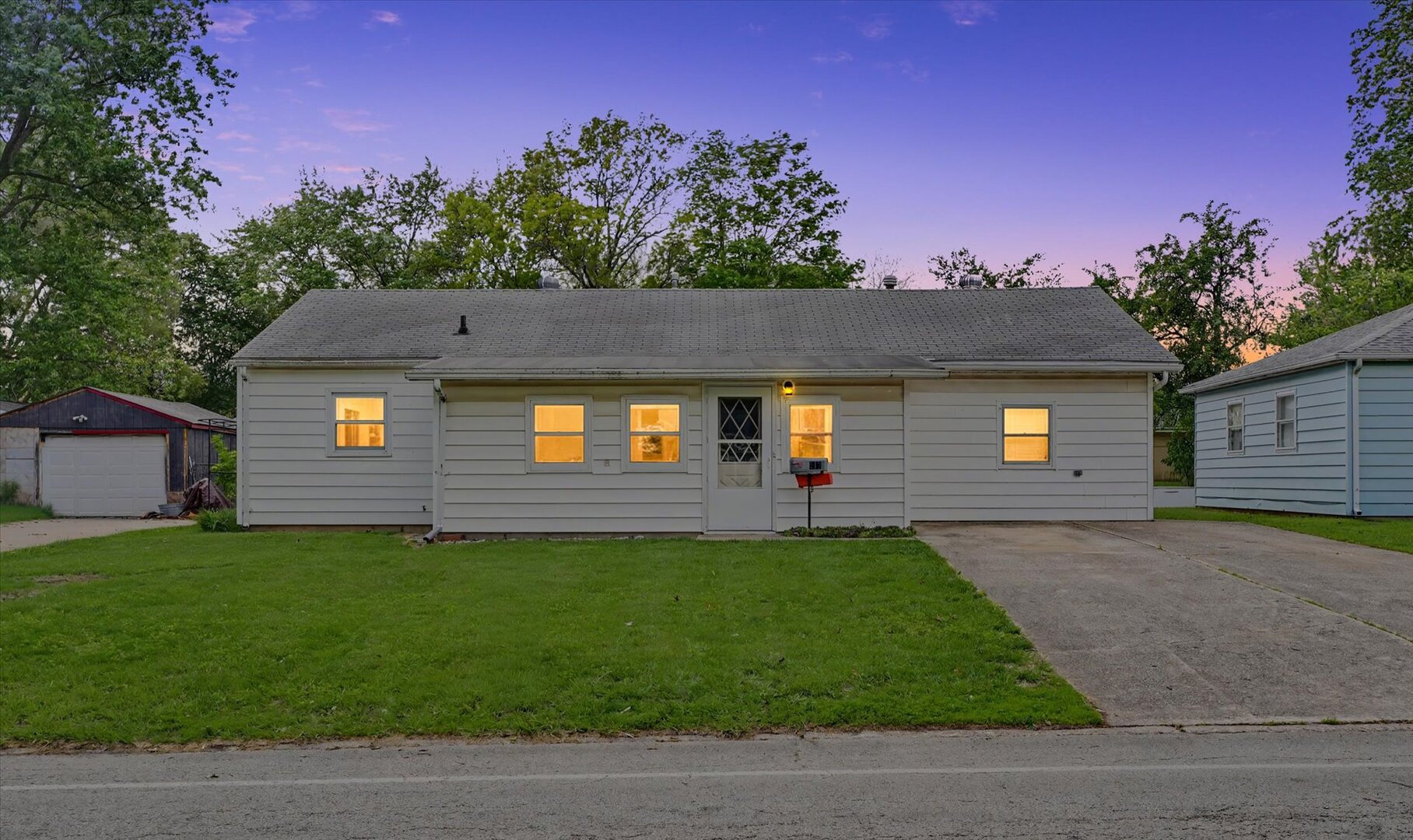 517 Illinois Drive