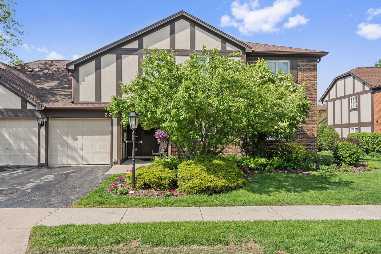 228 Brookside Lane