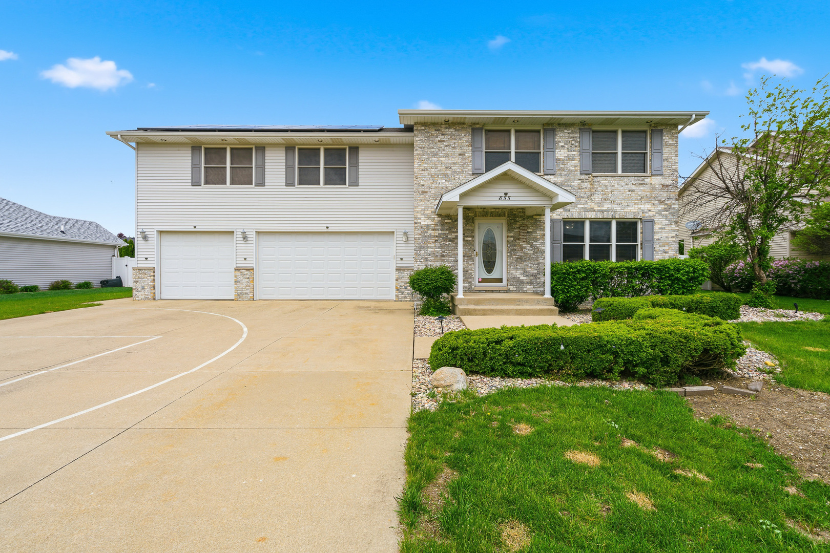 855 Magnolia Drive