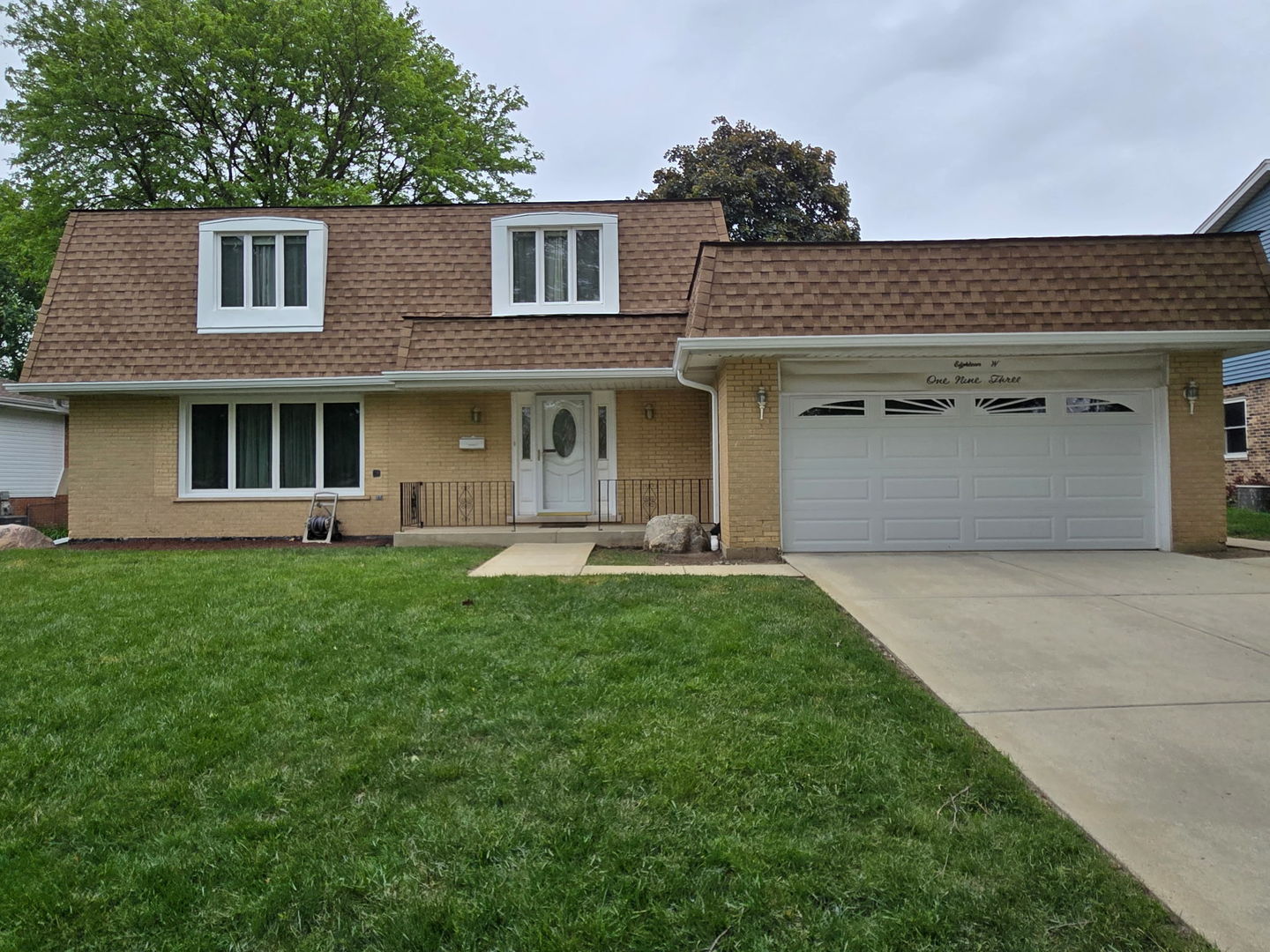 18W193 Holly Avenue