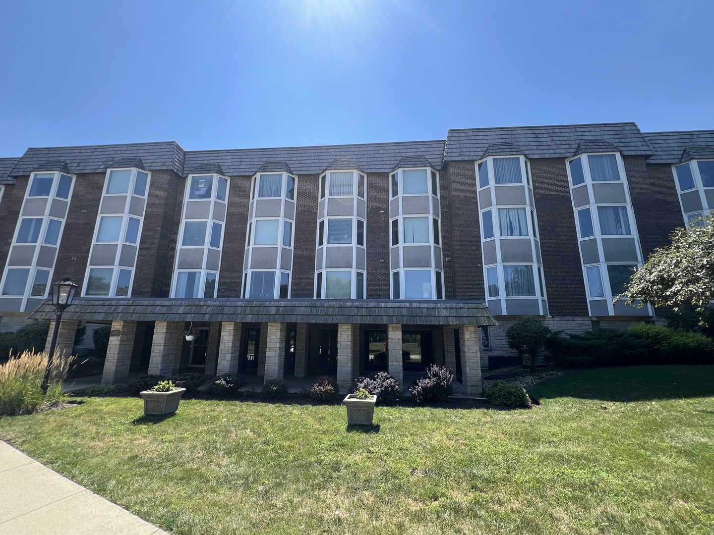 500 Thames Parkway