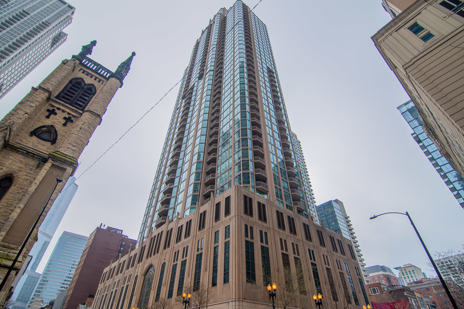 21 HURON Street