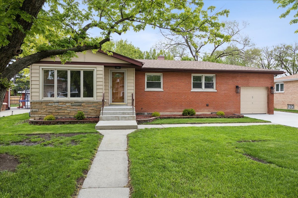 8759 Mobile Avenue