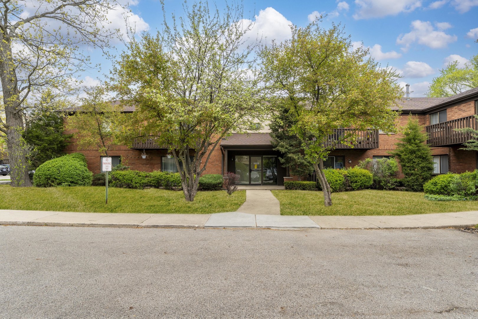33561 Royal Oak Lane