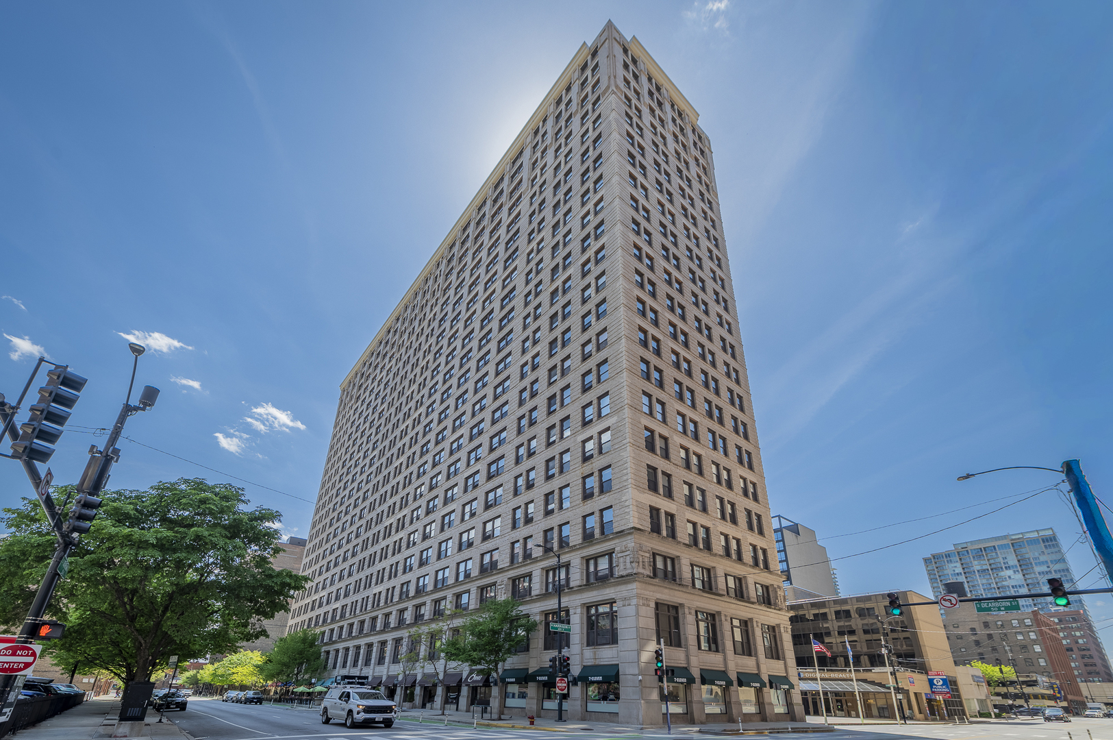 600 Dearborn Street