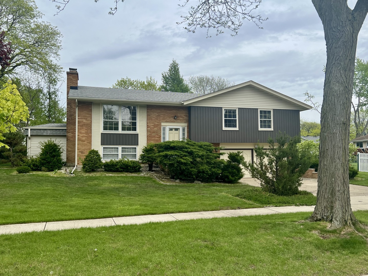 533 Bahama Lane