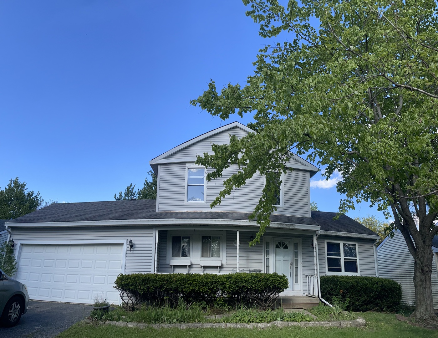 1401 Knoll Drive