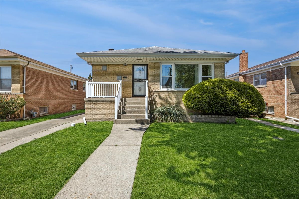 14522 Calhoun Avenue