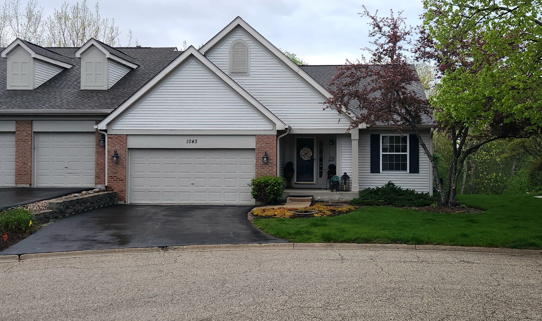 1043 Fairway Drive