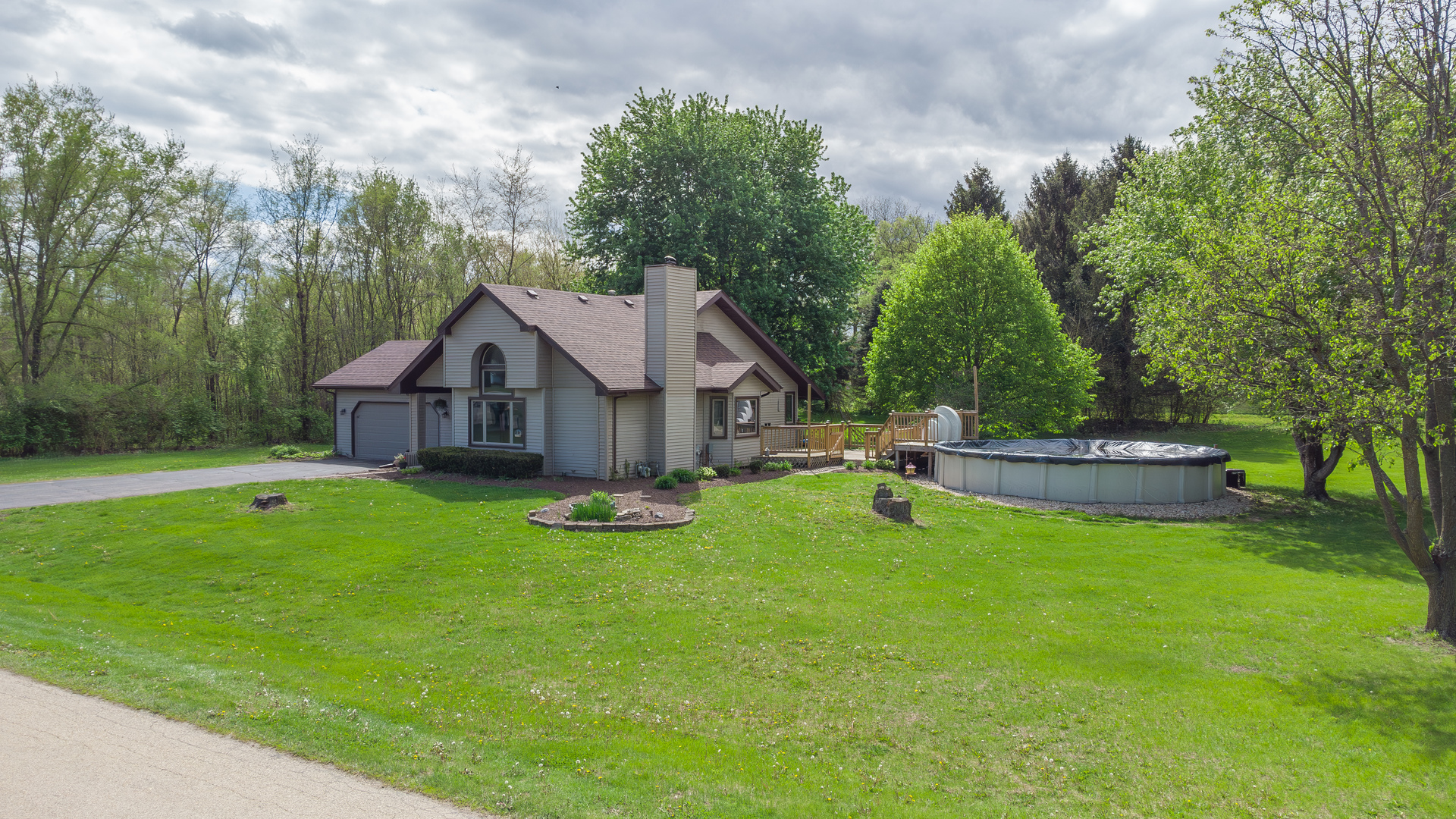 4973 Lawnside Drive