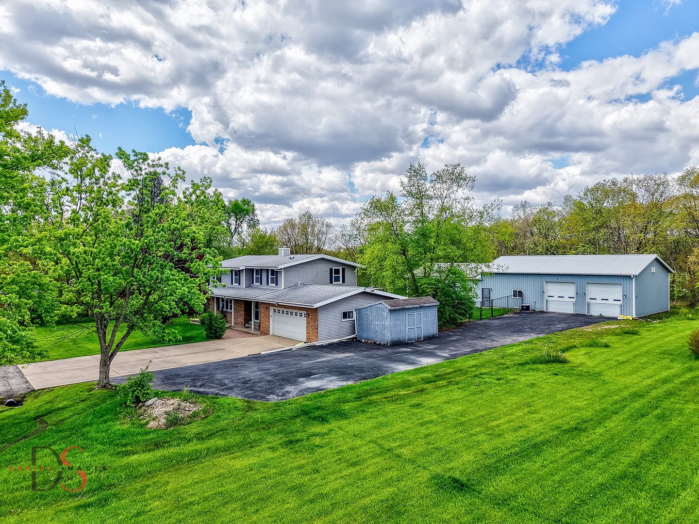 2865 2369th Road