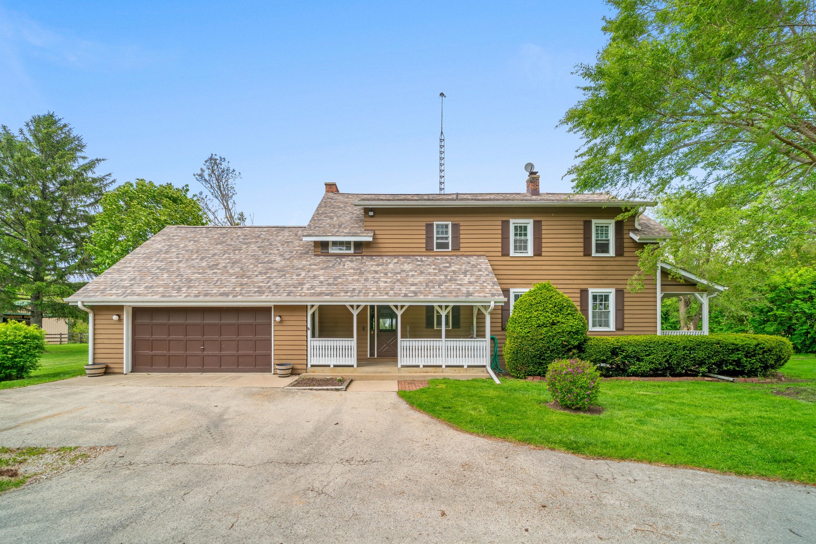 1977 County Line Road
