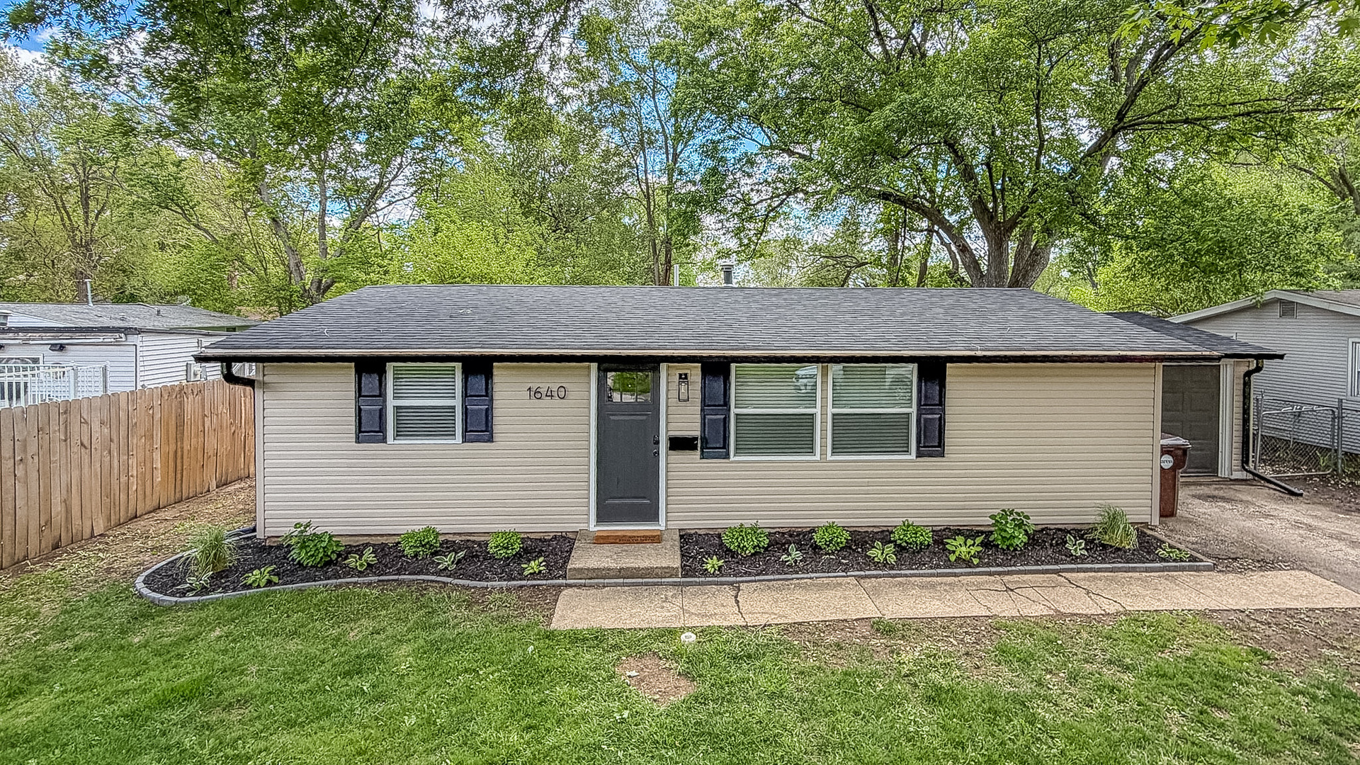 1640 Short Street