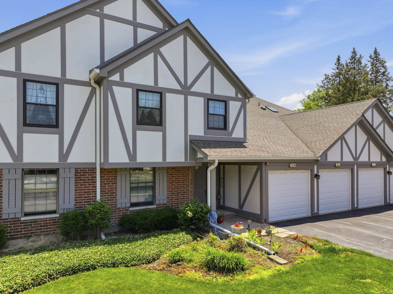 472 Elizabeth Drive