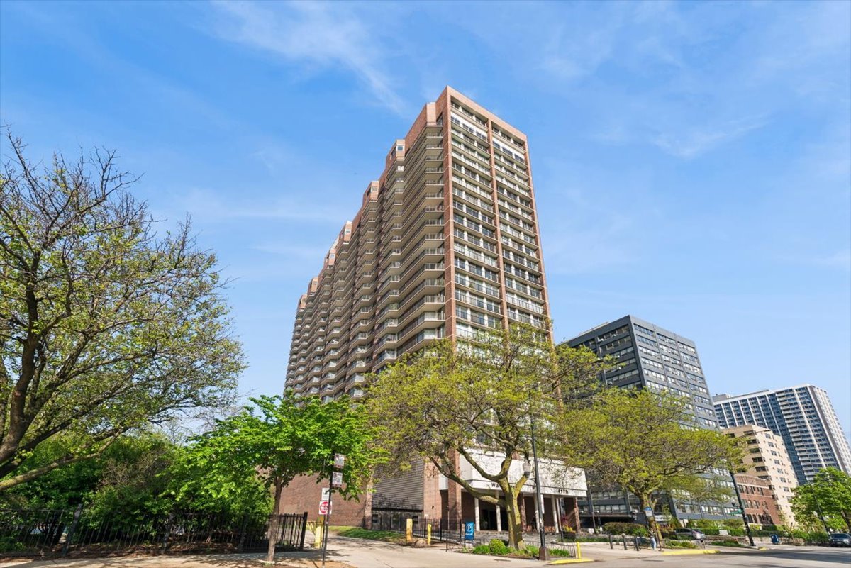 4170 Marine Drive