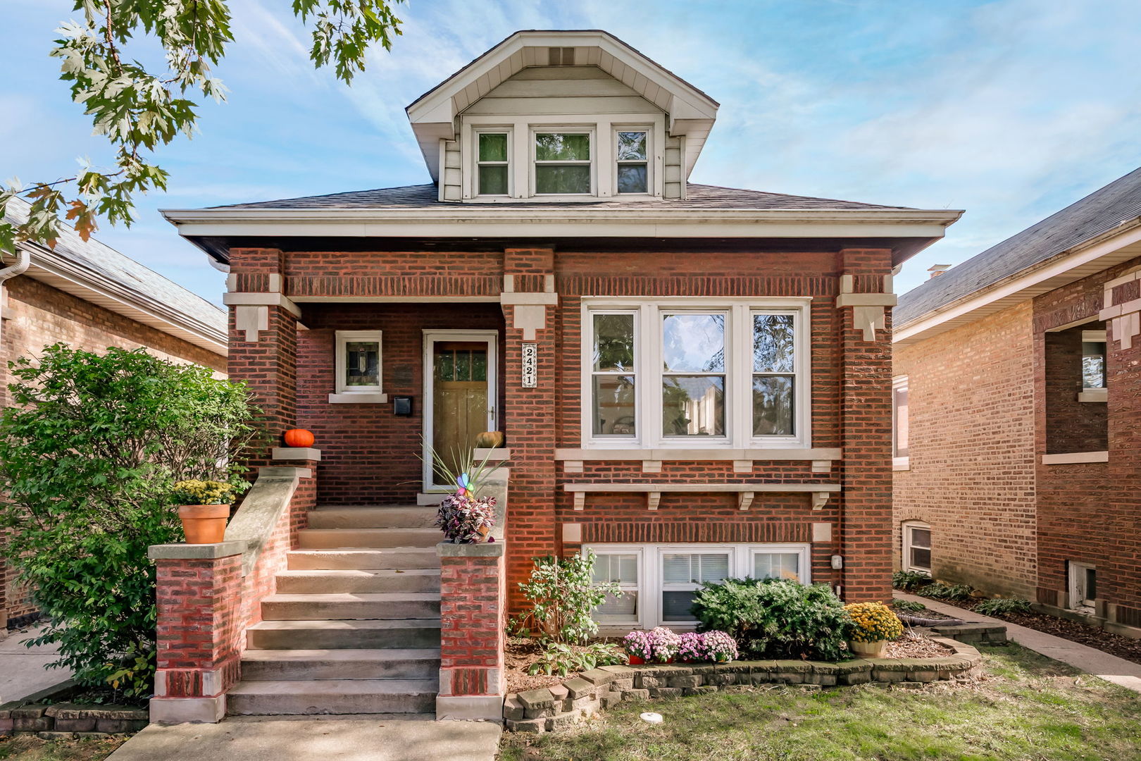 2421 Wesley Avenue