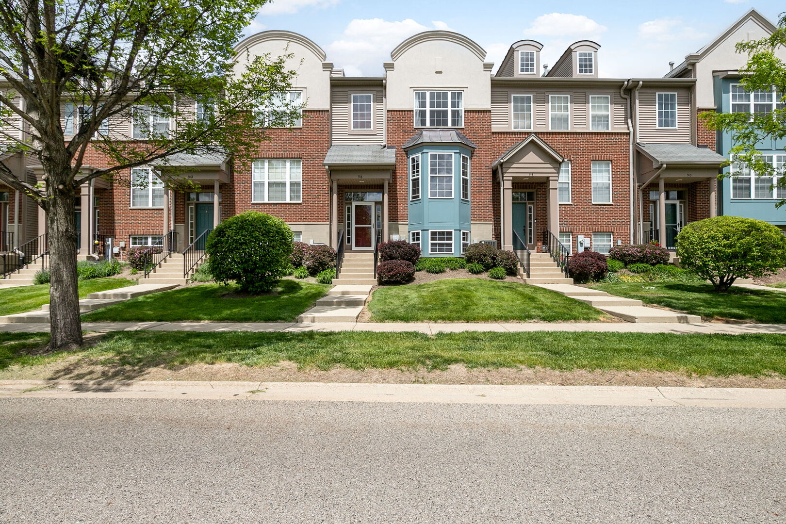 98 Village Station Lane