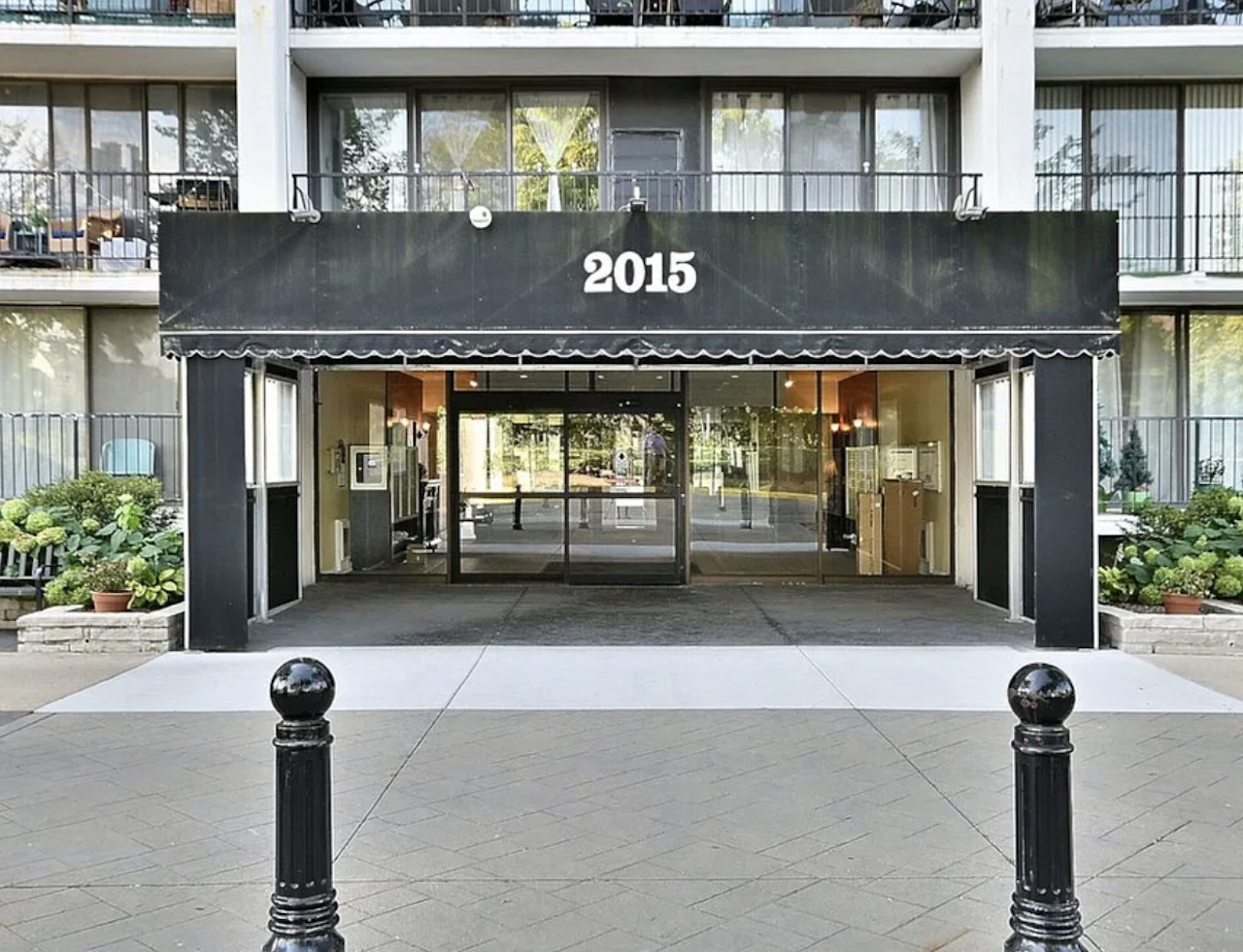 2015 Finley Road