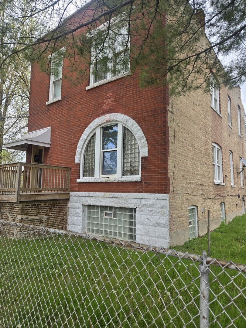 339 Central Park Avenue
